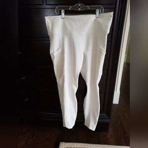 Fabletics powerhold leggings, ivory, size 1x